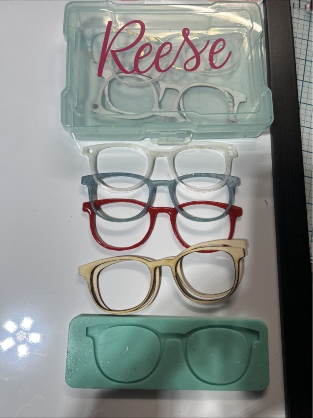 Pair Eyewear Reese   Maker Toppers  With Silicone Resin Mold